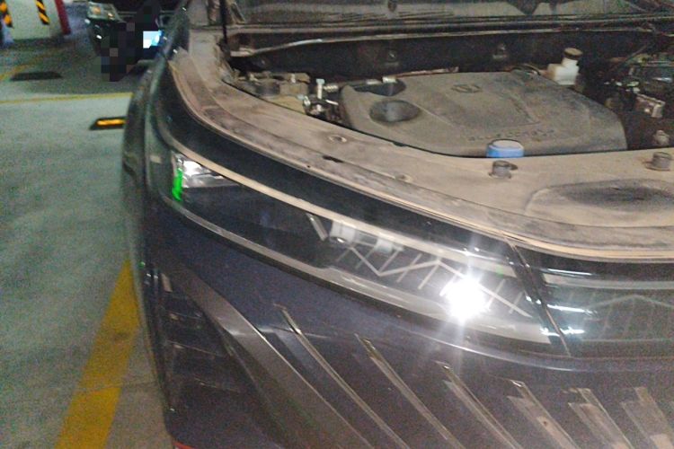 Used CHANGAN CS75 PLUS 2022 2nd Generation 1.5T Automatic Luxury Edition Right Front Headlight