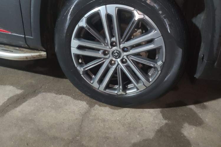 Used CHANGAN CS75 PLUS 2022 1.5T Automatic Prestige Model Right Front Wheel Hub
