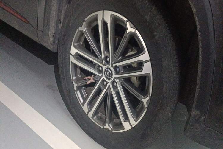 Used CHANGAN CS75 PLUS 2022 1.5T Automatic Prestige Model Right Front Wheel Hub