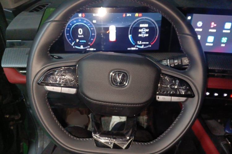 Used CHANGAN CS75 PLUS 2022 2nd Generation 1.5T Automatic Prestige Version Steering Wheel