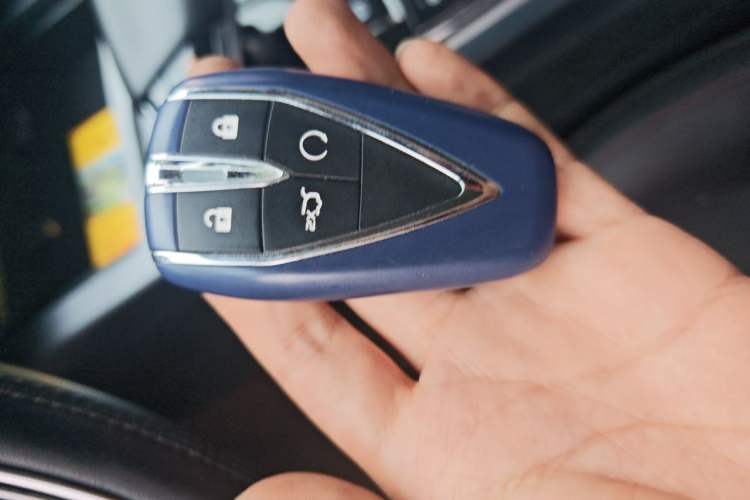 Used CHANGAN CS75 PLUS 2022 2.0T Automatic Pilot Version Vehicle Key