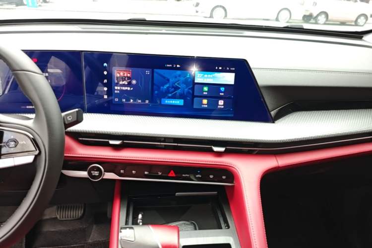 Used CHANGAN CS75 PLUS 2022 2nd Generation 1.5T Automatic Luxury Version Audio And AC Panel