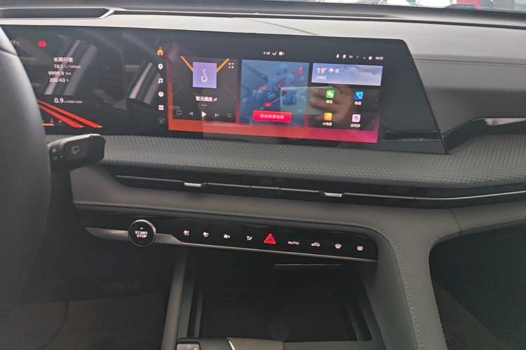 Used CHANGAN CS75 PLUS 2022 2nd Generation 1.5T Automatic Pilot Version Audio And AC Panel