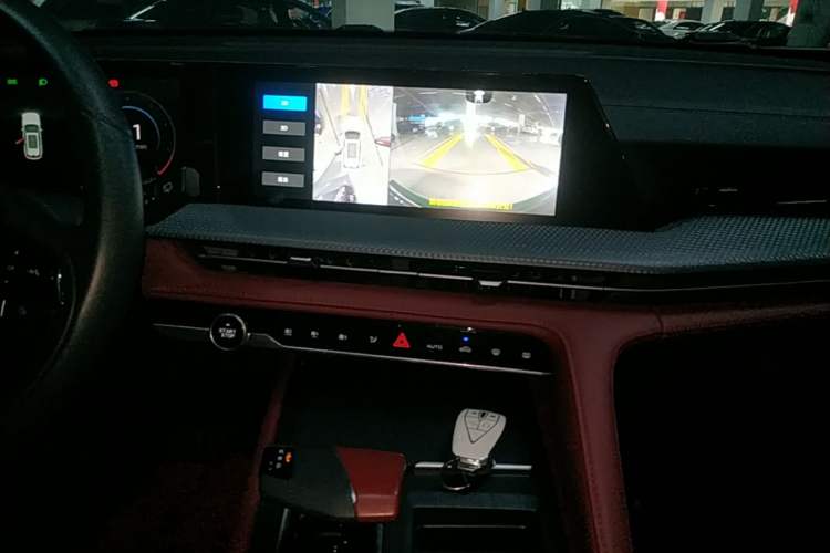 Used CHANGAN CS75 PLUS 2022 Second-Generation 2.0T Automatic Prestige Model Audio And AC Panel