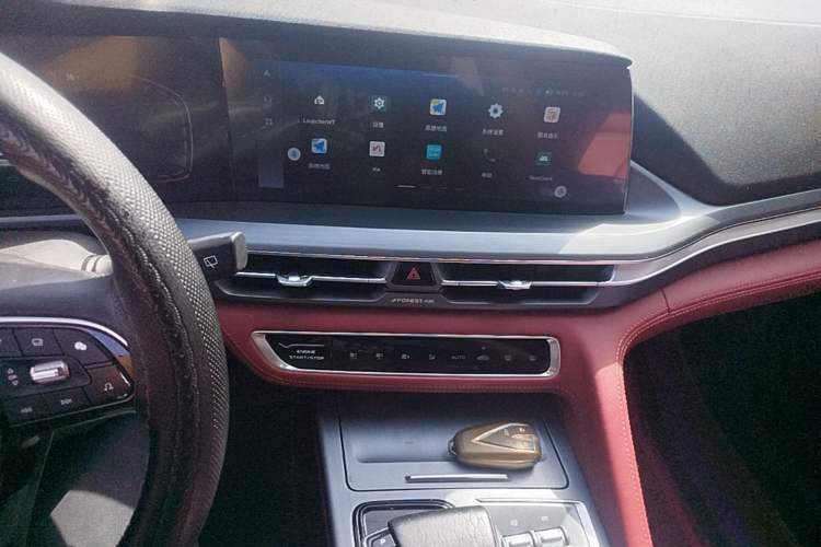 Used CHANGAN CS75 PLUS 2022 2.0T Automatic Pilot Version Audio And AC Panel