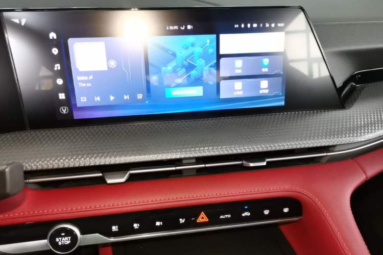 Used CHANGAN CS75 PLUS 2022 2nd Generation 1.5T Automatic Pilot Version Audio And AC Panel