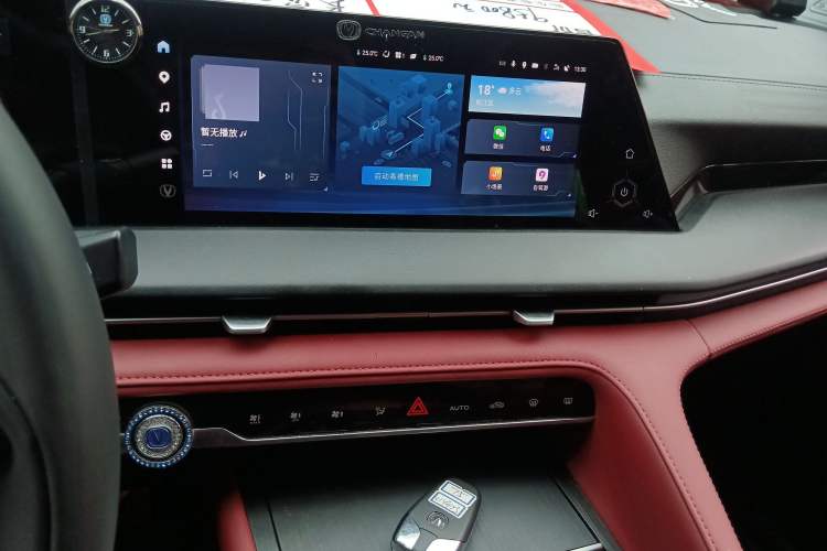 Used CHANGAN CS75 PLUS 2022 2nd Generation 2.0T Automatic Flagship Version Audio And AC Panel