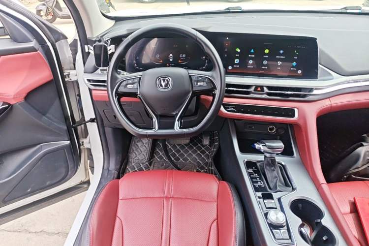 Used CHANGAN CS75 PLUS 2022 Classic Edition 1.5T Automatic Pioneer Model Audio And AC Panel