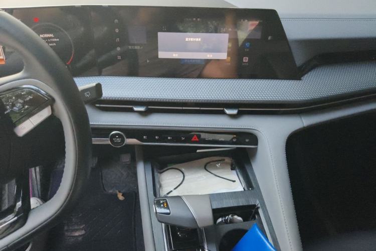 Used CHANGAN CS75 PLUS 2022 Second-Generation 2.0T Automatic Prestige Model Audio And AC Panel