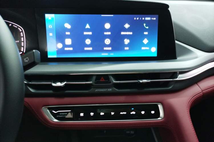 Used CHANGAN CS75 PLUS 2022 Classic Edition 1.5T Automatic Pioneer Model Audio And AC Panel