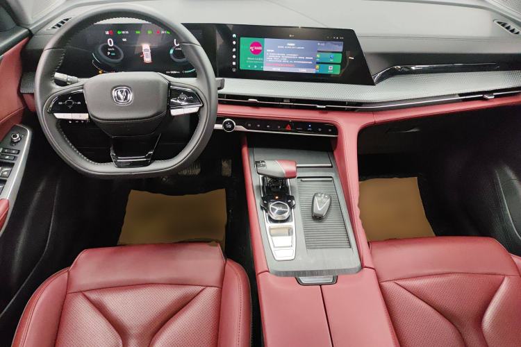 Used CHANGAN CS75 PLUS 2022 2nd Generation 1.5T Automatic Prestige Version Center Console
