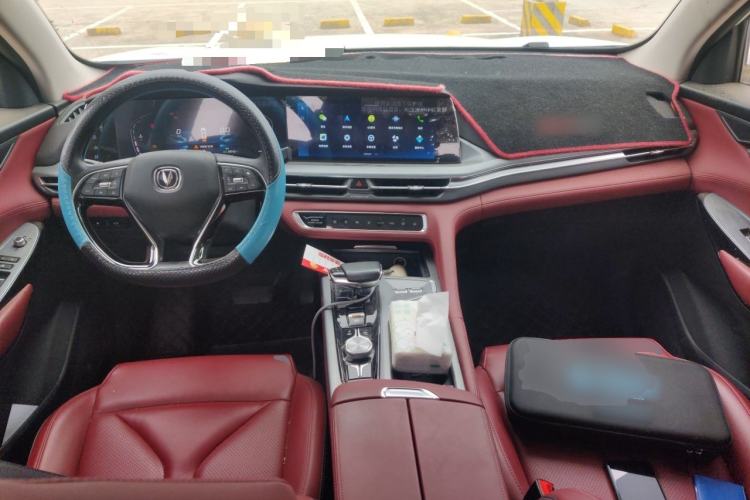 Used CHANGAN CS75 PLUS 2022 2.0T Automatic Pilot Version Center Console