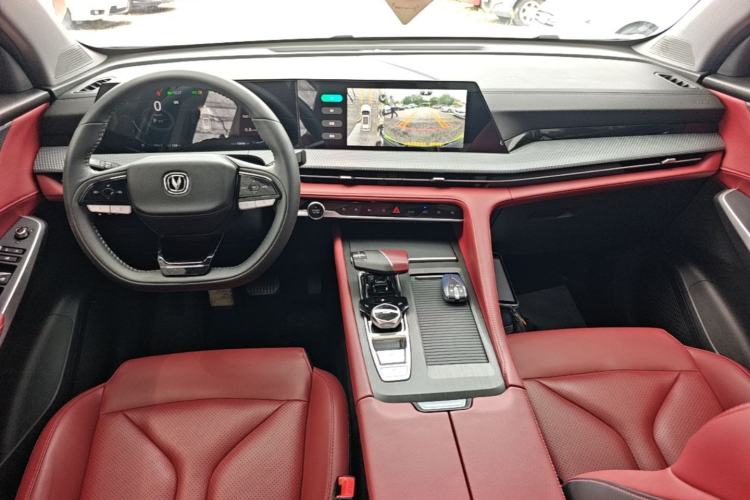 Used CHANGAN CS75 PLUS 2022 2nd Generation 1.5T Automatic Prestige Version Center Console