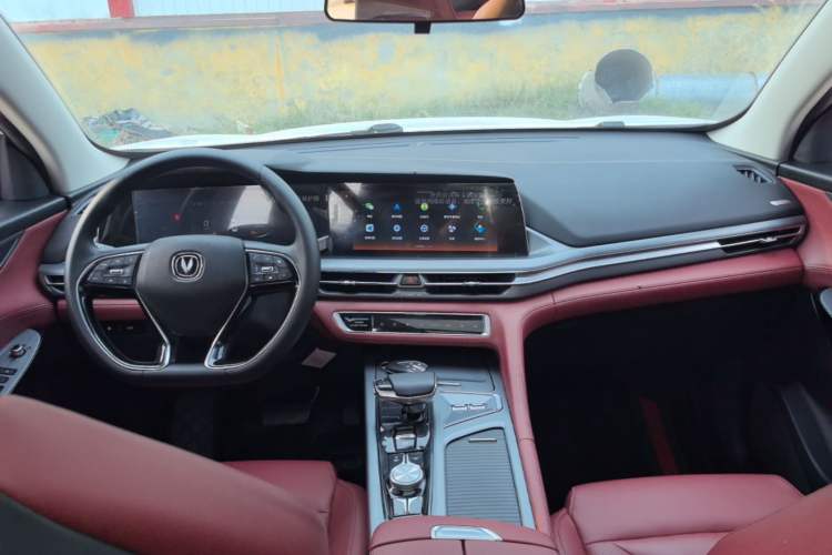 Used CHANGAN CS75 PLUS 2022 2.0T Automatic Pilot Version Center Console