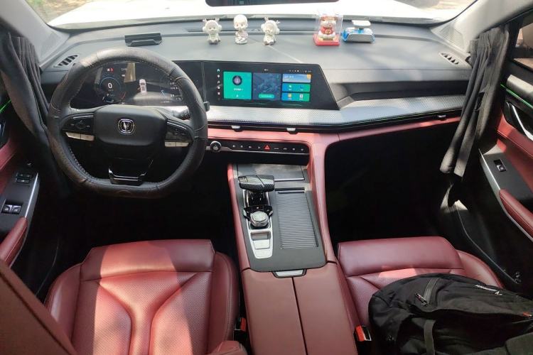 Used CHANGAN CS75 PLUS 2022 2nd Generation 1.5T Automatic Prestige Version Center Console