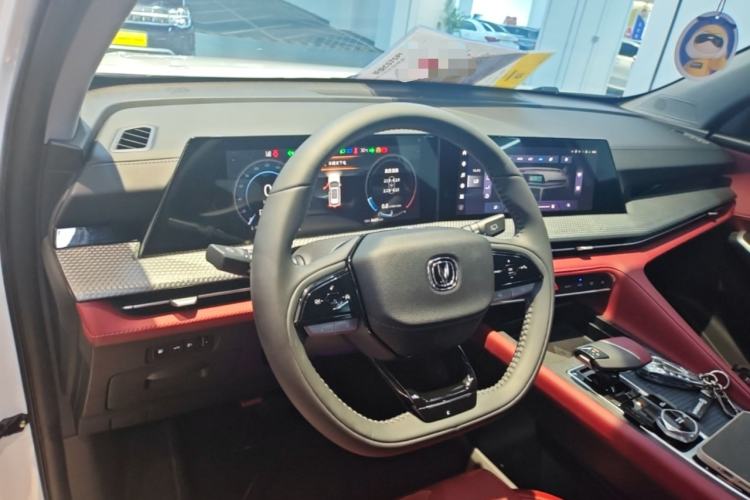 Used CHANGAN CS75 PLUS 2022 2nd Generation 1.5T Automatic Prestige Version Center Console