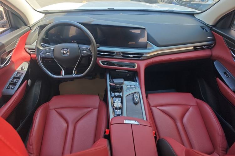 Used CHANGAN CS75 PLUS 2022 2.0T Automatic Pilot Version Center Console