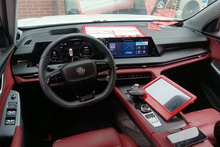 Used CHANGAN CS75 PLUS 2022 2nd Generation 2.0T Automatic Flagship Version Center Console