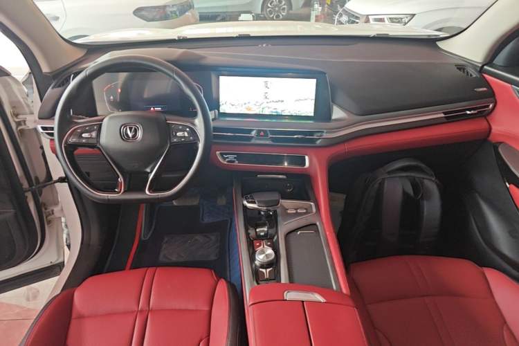 Used CHANGAN CS75 PLUS 2022 1.5T Automatic Luxury Model Center Console