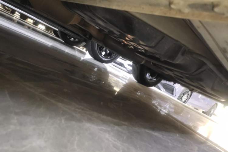 Used CHANGAN CS75 PLUS 2022 Second-Generation 2.0T Automatic Prestige Model Chassis Front Left