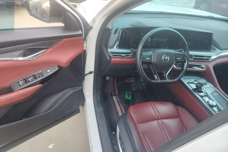 Used CHANGAN CS75 PLUS 2022 1.5T Automatic Luxury Model Driver Seat