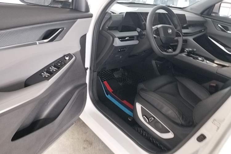 Used CHANGAN CS75 PLUS 2022 2nd Generation 1.5T Automatic Luxury Edition Driver Seat