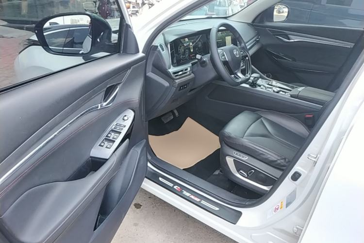 Used CHANGAN CS75 PLUS 2022 2.0T Automatic Flagship Edition Driver Seat