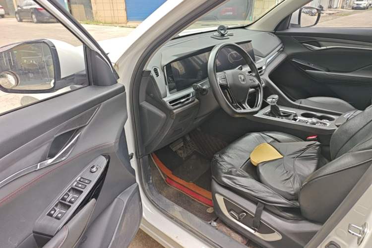 Used CHANGAN CS75 PLUS 2022 Classic Edition 1.5T Automatic Pioneer Model Driver Seat
