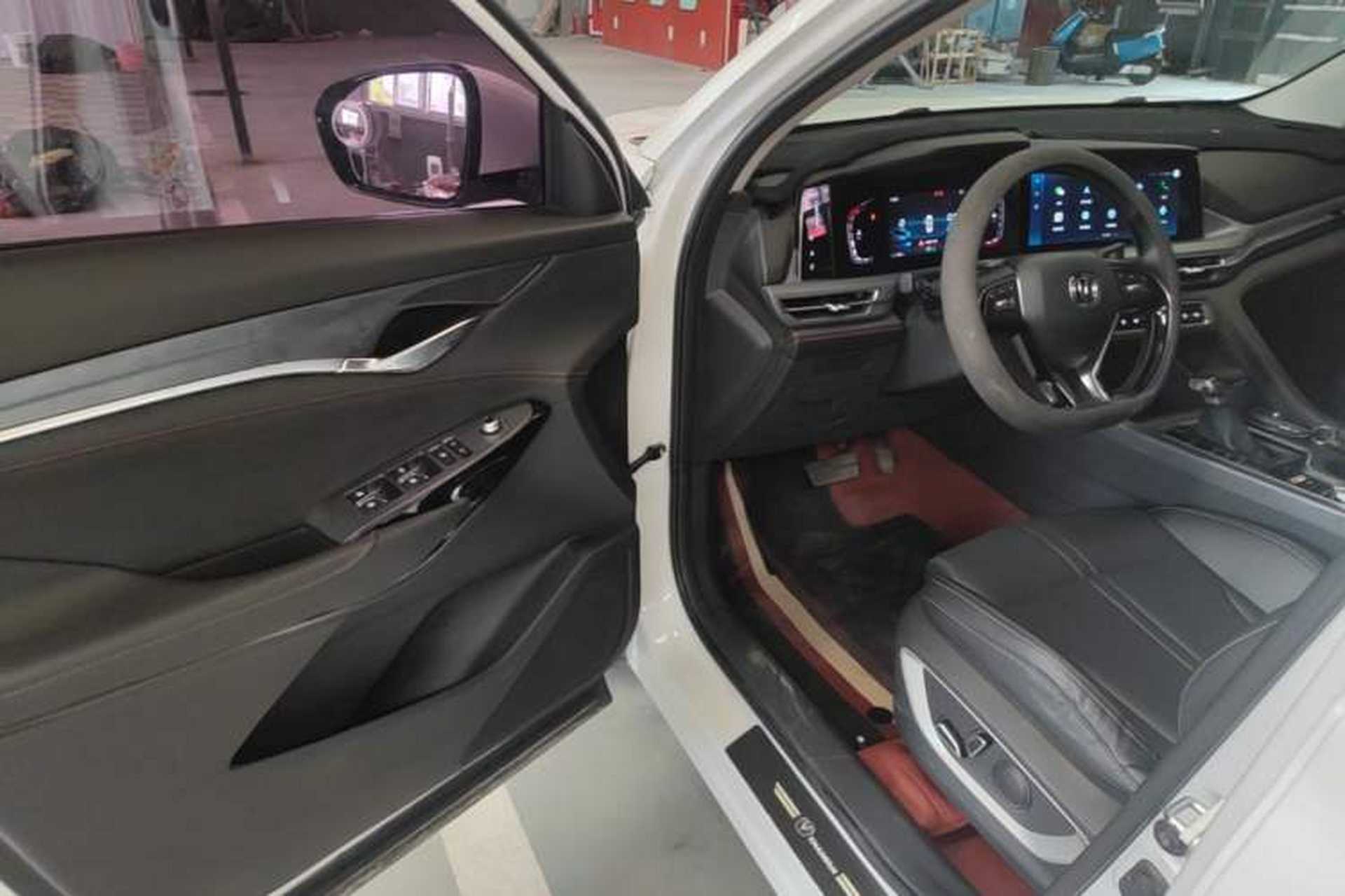 Used CHANGAN CS75 PLUS 2022 Classic Edition 1.5T Automatic Pioneer Model Driver Seat