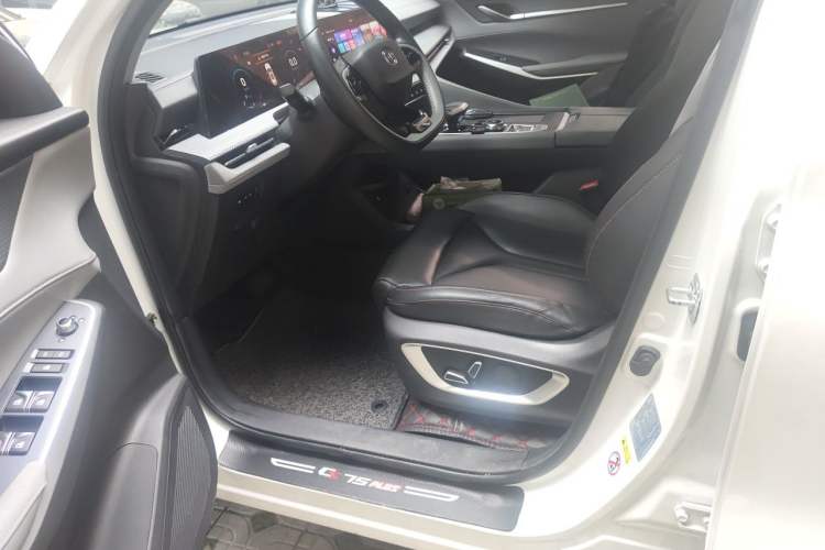 Used CHANGAN CS75 PLUS 2022 2nd Generation 1.5T Automatic Prestige Version Driver Seat