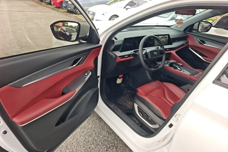 Used CHANGAN CS75 PLUS 2022 2nd Generation 1.5T Automatic Prestige Version Driver Seat