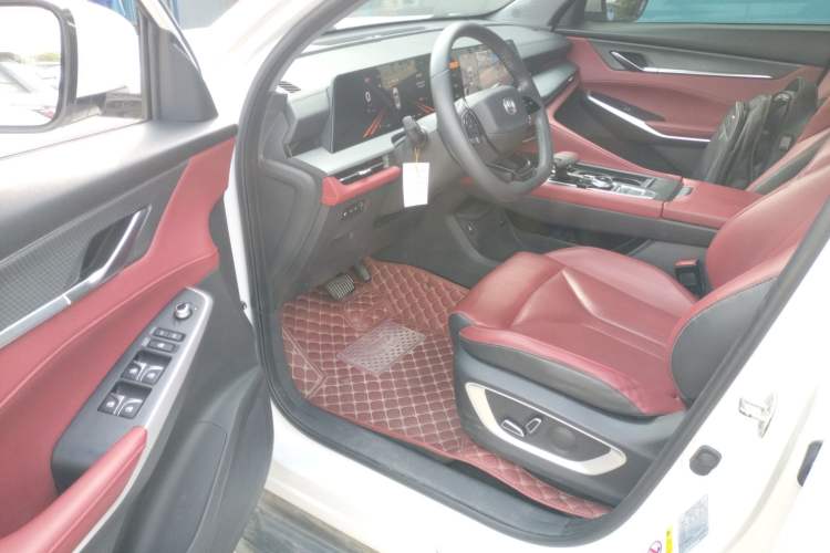 Used CHANGAN CS75 PLUS 2022 1.5T Automatic Prestige Model Driver Seat
