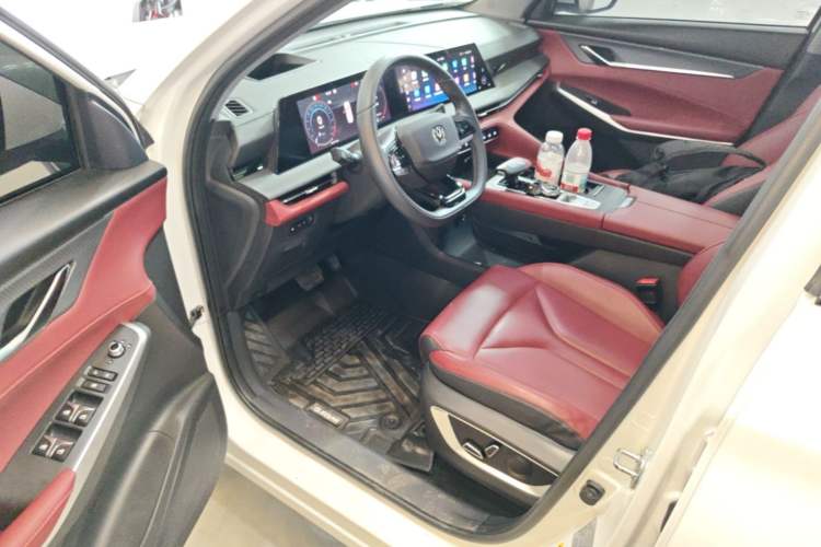 Used CHANGAN CS75 PLUS 2022 2nd Generation 2.0T Automatic Navigation Version Driver Seat