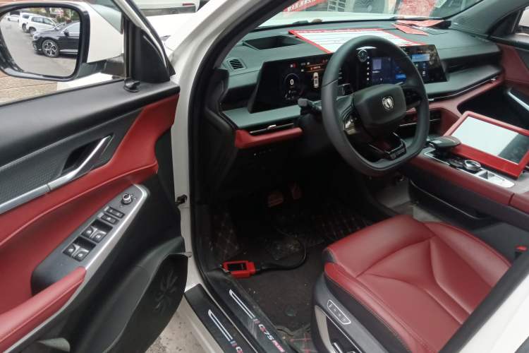 Used CHANGAN CS75 PLUS 2022 2nd Generation 2.0T Automatic Flagship Version Driver Seat