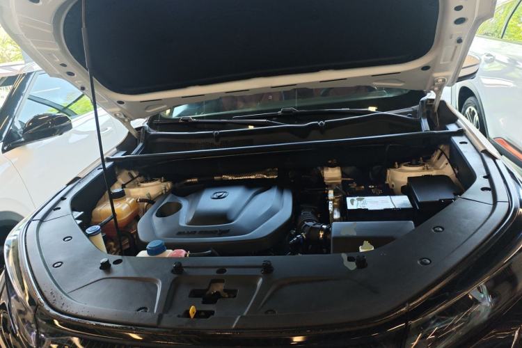 Used CHANGAN CS75 PLUS 2022 2nd Generation 1.5T Automatic Luxury Version Engine Bay