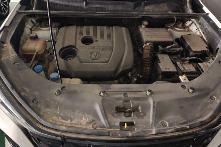 Used CHANGAN CS75 PLUS 2022 1.5T Automatic Luxury Model Engine Bay