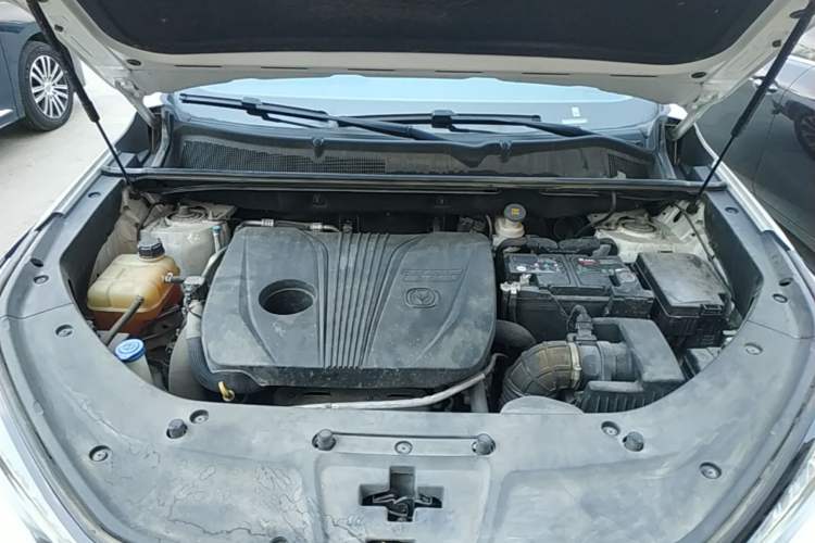 Used CHANGAN CS75 PLUS 2022 2.0T Automatic Flagship Edition Engine Bay