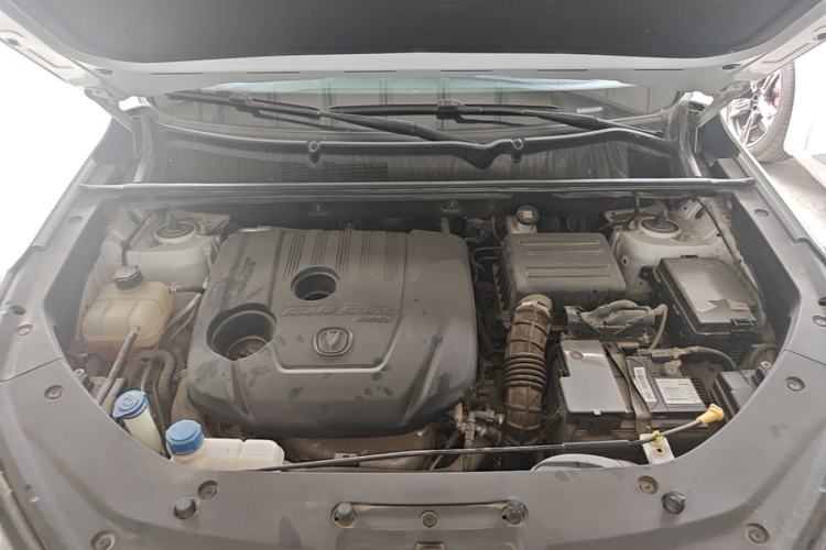 Used CHANGAN CS75 PLUS 2022 1.5T Automatic Luxury Model Engine Bay