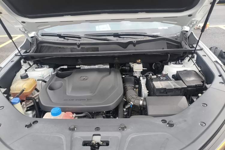 Used CHANGAN CS75 PLUS 2022 2nd Generation 1.5T Automatic Prestige Version Engine Bay