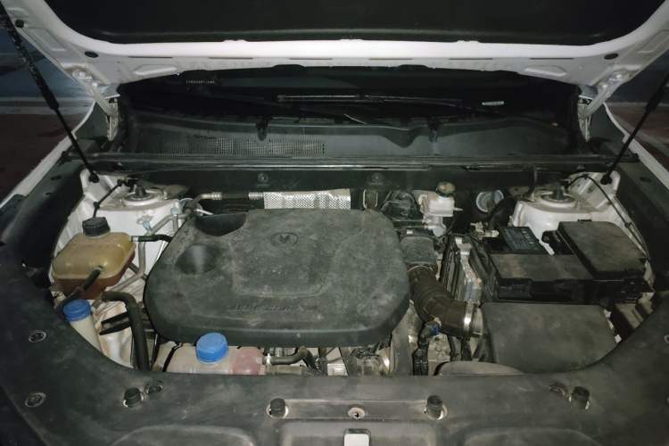 Used CHANGAN CS75 PLUS 2022 2nd Generation 1.5T Automatic Prestige Version Engine Bay