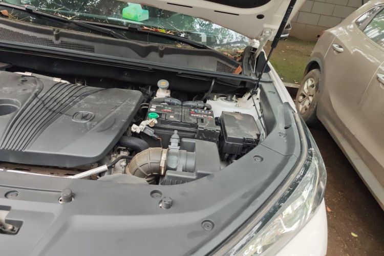 Used CHANGAN CS75 PLUS 2022 2.0T Automatic Pilot Version Engine Bay Left