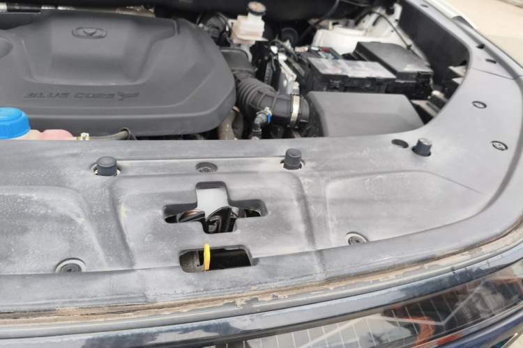 Used CHANGAN CS75 PLUS 2022 2nd Generation 1.5T Automatic Luxury Edition Engine Bay Left