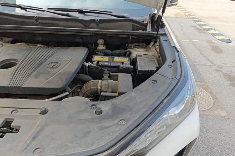 Used CHANGAN CS75 PLUS 2022 2.0T Automatic Pilot Version Engine Bay Left