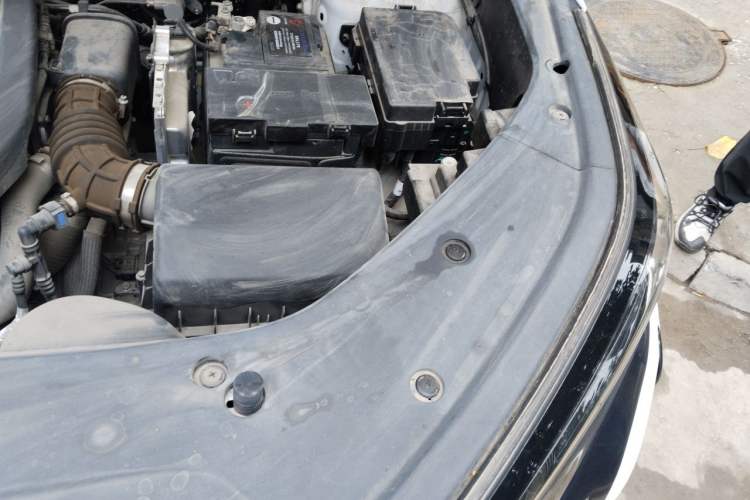 Used CHANGAN CS75 PLUS 2022 2nd Generation 1.5T Automatic Prestige Version Engine Bay Left