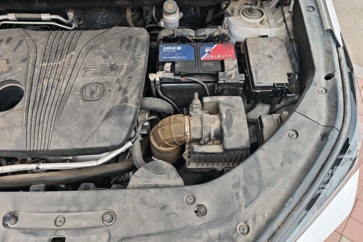 Used CHANGAN CS75 PLUS 2022 2.0T Automatic Flagship Edition Engine Bay Left