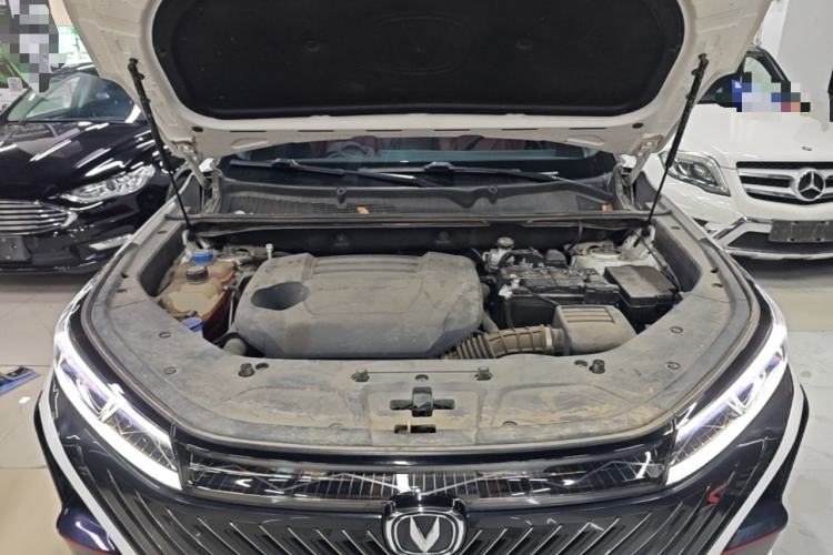 Used CHANGAN CS75 PLUS 2022 Second-Generation 2.0T Automatic Prestige Model Engine Bay