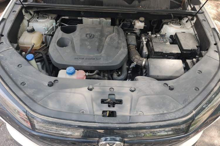 Used CHANGAN CS75 PLUS 2022 2nd Generation 1.5T Automatic Prestige Version Engine Bay
