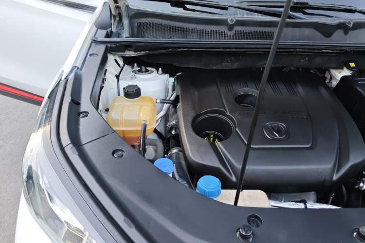 Used CHANGAN CS75 PLUS 2022 1.5T Automatic Luxury Model Engine Bay Right