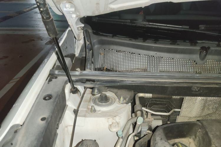 Used CHANGAN CS75 PLUS 2022 2nd Generation 1.5T Automatic Prestige Version Engine Bay Right