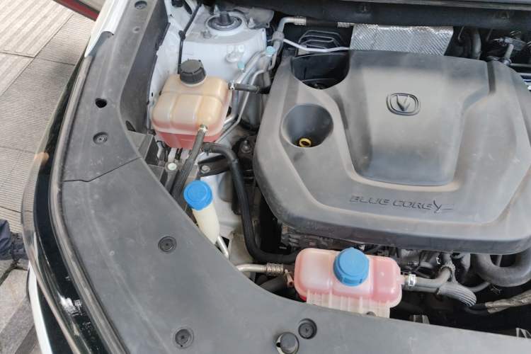 Used CHANGAN CS75 PLUS 2022 2nd Generation 1.5T Automatic Prestige Version Engine Bay Right